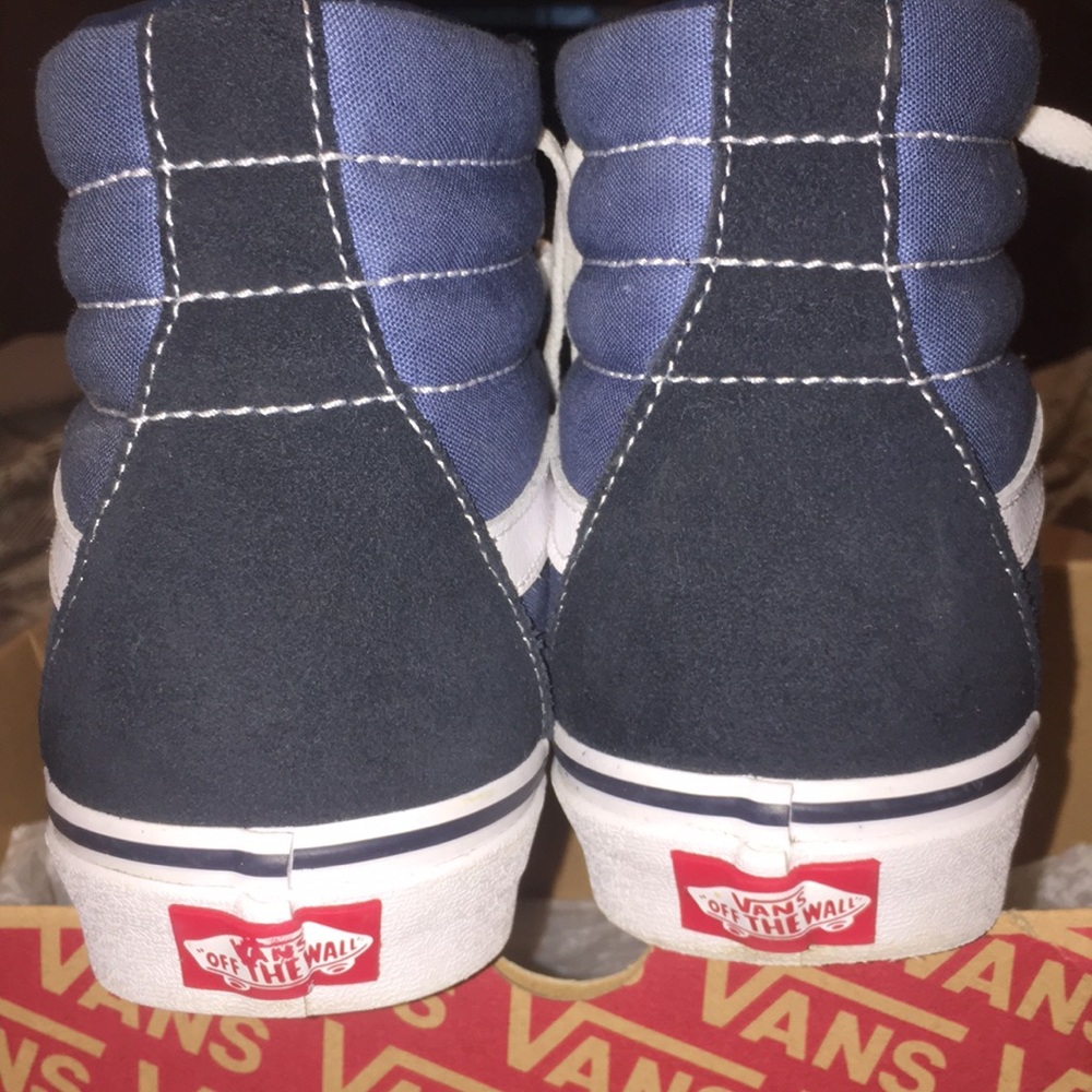 Vans - Picture 6 of 6
